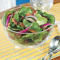 Spinach Salad with Mushrooms and Bacon recipe