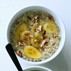 Steel-Cut Oatmeal with Toasted Pecans and Caramelized Bananas recipe