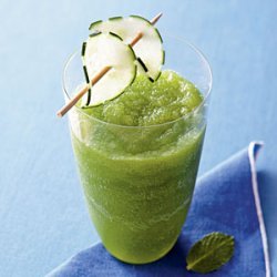 Cucumber, Apple, and Mint Cooler recipe