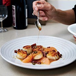 Scallops with Grapefruit and Bacon recipe