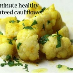 5-Minute Healthy Sauteed Cauliflower With Turmeric recipe