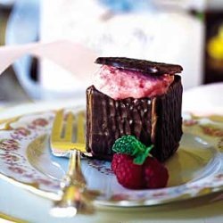 Chocolate Boxes with Raspberry Mousse recipe