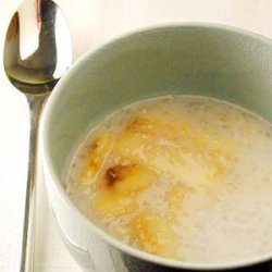 Sweet Coconut Tapioca Soup with Bananas (Che Chuoi) recipe