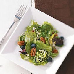 Blue Cheese & Berry Tossed Salad recipe