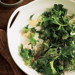 Green Salad with Hazelnut Vinaigrette recipe