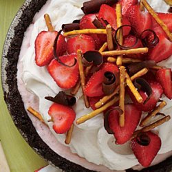 Strawberry-Pretzel Ice-Cream Pie recipe