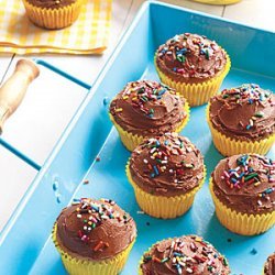 Banana Cupcakes with Chocolate Frosting recipe