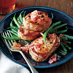 Pork Medallions with Whisky-Cumberland Sauce and Haricots Verts recipe