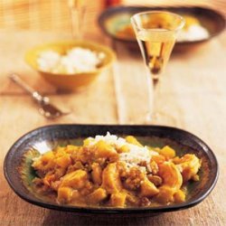 Shrimp-and-Apple Curry with Golden Raisins recipe