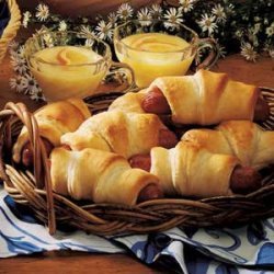 Pigs In A Blanket Main Dish recipe