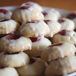 Raspberry and Almond Shortbread Thumbprints recipe