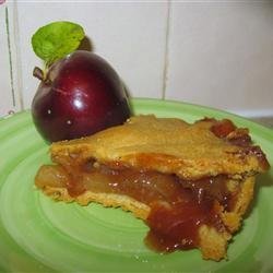Aunt Bev's Famous Apple Pie recipe