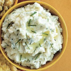 Sour Cream–horseradish Mashed Potatoes recipe