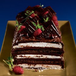Peppermint Meringue Cake with Chocolate Buttercream recipe