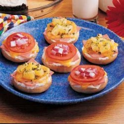 Ham and Cheese Bagels recipe