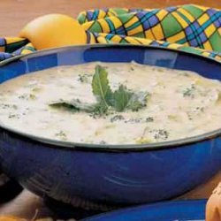 Cheesy Broccoli Soup recipe