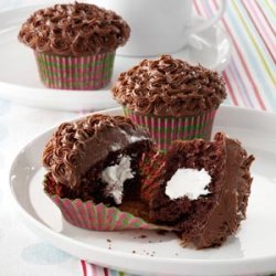 Creamy Center Cupcakes recipe