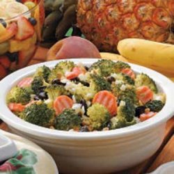 Raisin Broccoli Salad recipe