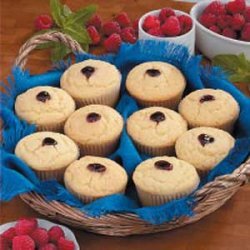 Raspberry Corn Bread Muffins recipe
