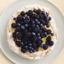 Pavlova with Lemon Curd and Berries recipe