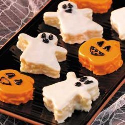 Halloween Mini-Cakes recipe