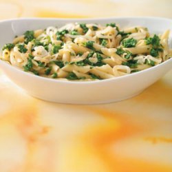 Penne with Kale and Onion recipe