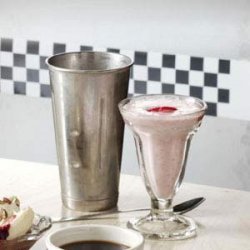 Strawberry Yogurt Shakes recipe