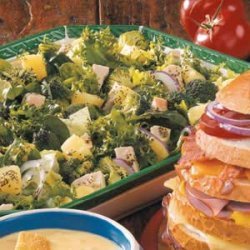 Broccoli Turkey Salad recipe