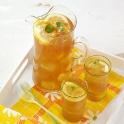 Touch-of-Mint Iced Tea recipe