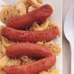 Bratwurst with Apples, Onion, and Sauerkraut recipe
