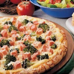 Ham 'n' Broccoli Pizza recipe