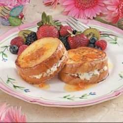 Stuffed French Toast with Apricot Syrup recipe