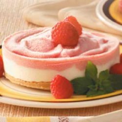 Frozen Raspberry Cheesecakes recipe