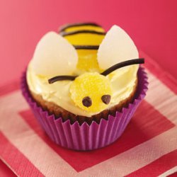 Bumblebee Banana Cupcakes recipe