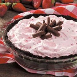 Frozen Strawberry Pie recipe