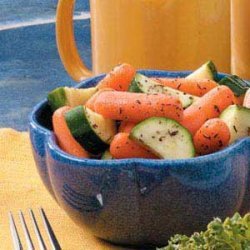 Herbed Zucchini 'n' Carrots recipe