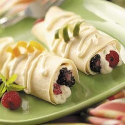 Breakfast Crepes with Berries recipe