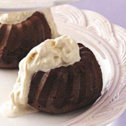 Chocolate Cake with Ice Cream Sauce recipe