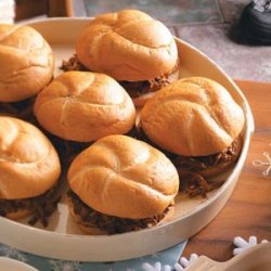 Slow Cooker Pulled Pork Sandwiches recipe