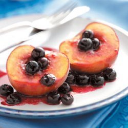 Grilled Peaches 'n' Berries recipe