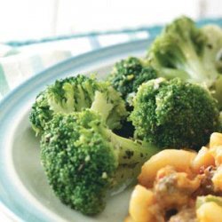 Microwaved Seasoned Broccoli Spears recipe