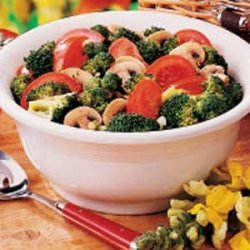 Broccoli Tomato Salad recipe