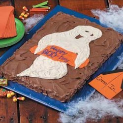 Ghostly 'Boo-Day' Cake recipe