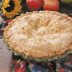 Saucy Spiced Apple Pie recipe