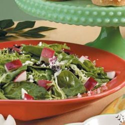 Mixed Greens and Apple Salad recipe