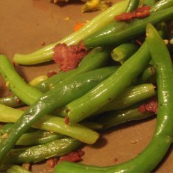 Green Beans with Warm Bacon Dressing recipe