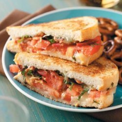Grilled Bacon-Tomato Sandwiches recipe