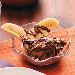 Chocolate-Almond Banana Splits recipe