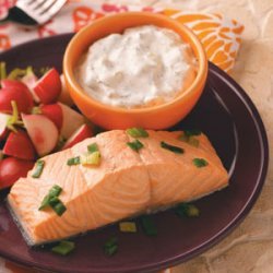 Chilled Salmon with Cucumber-Dill Sauce recipe