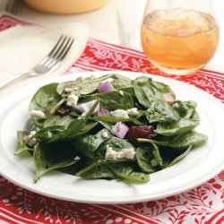 Spinach-Onion Salad with Hot Bacon Dressing recipe